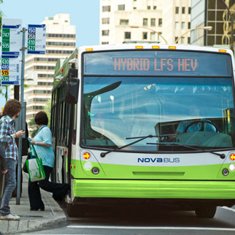 Nova Bus receives major order for hybrid buses from Quebec