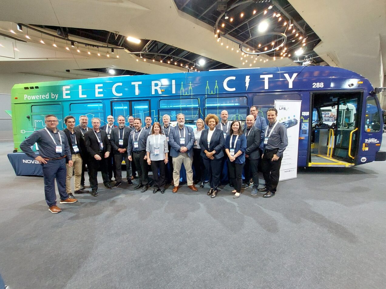 Nova Bus rencontre les acteurs du transport collectif et de l’électromobilité à Edmonton, en Alberta
